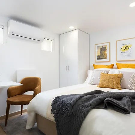 Airport - Std 2 - Ar Condicionado - Cave 20m2 215ft2 - Full Equipped - Ring Bell E Apartment *