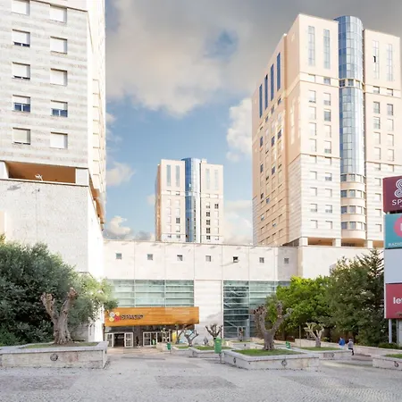Airport - Std 2 - Ar Condicionado - Cave 20m2 215ft2 - Full Equipped - Ring Bell E Apartmán *