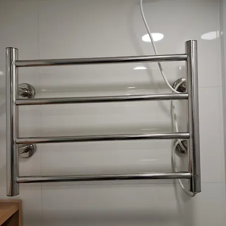 Apartamento Airport - Std 2 - Ar Condicionado - Cave 20m2 215ft2 - Full Equipped - Ring Bell E *